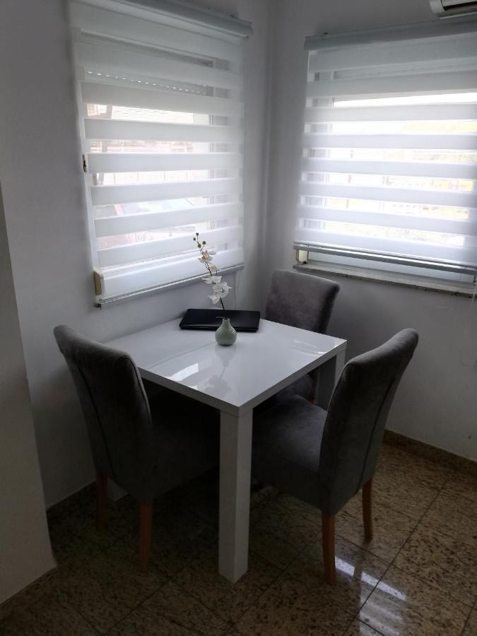Appartement Apartman Valbandon à Fažana Extérieur photo